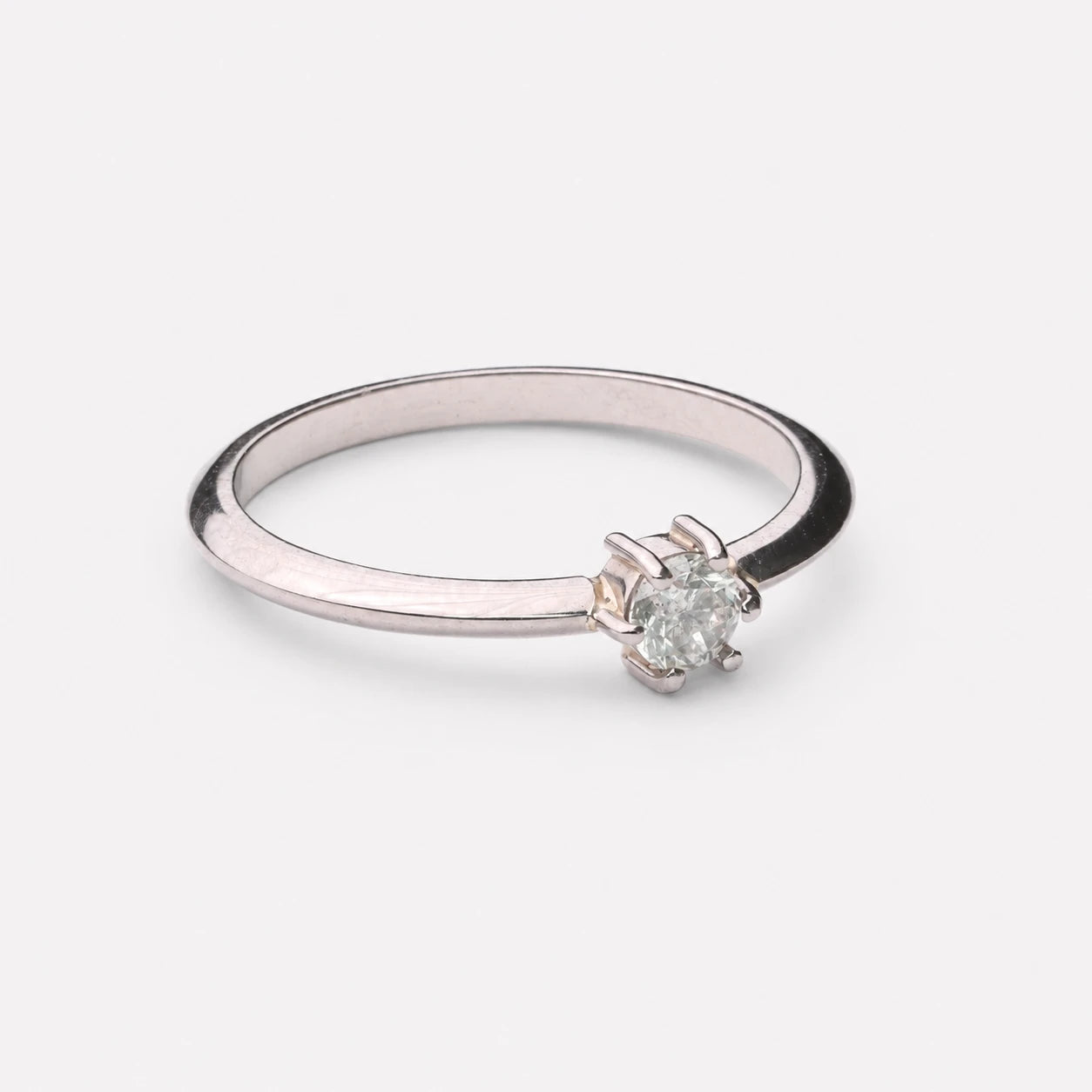 Anel de Noivado | Ouro Branco 18k | Lobelia