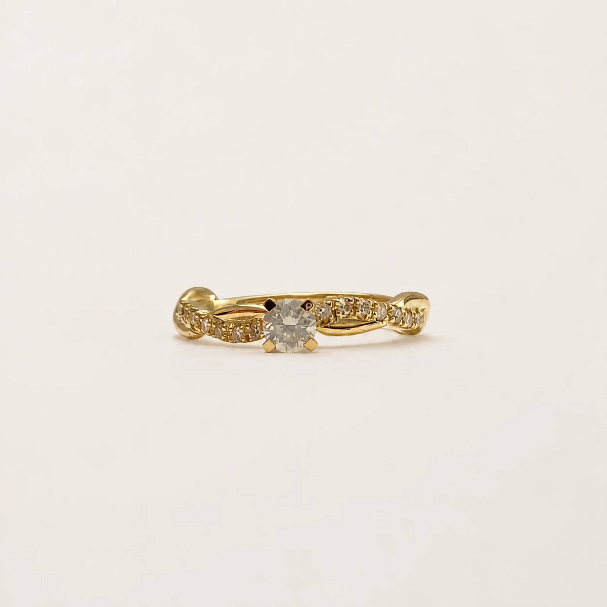 Anel de Noivado | Ouro 18k | Adhara II