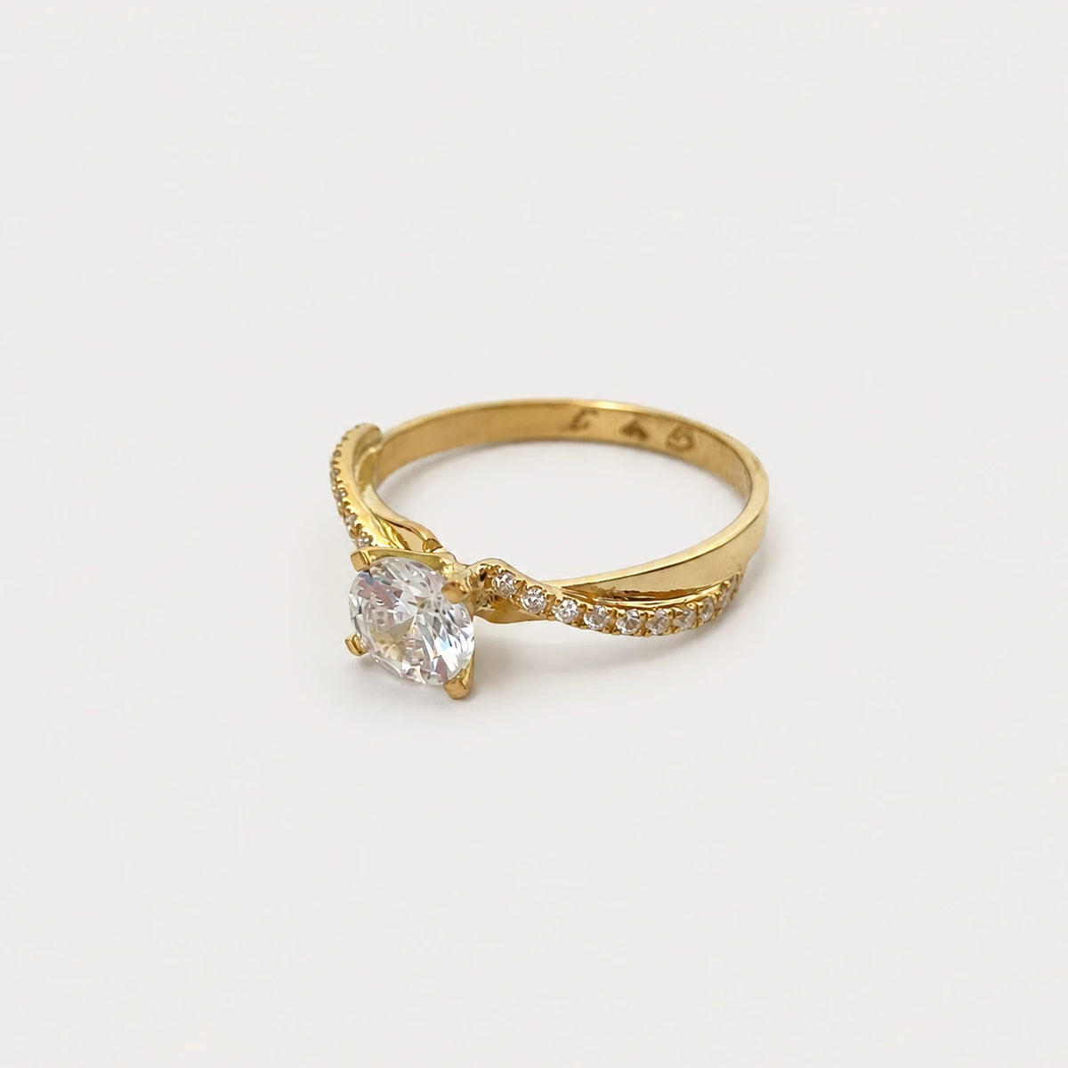 Anel de Noivado | Ouro 18k | Adhara III