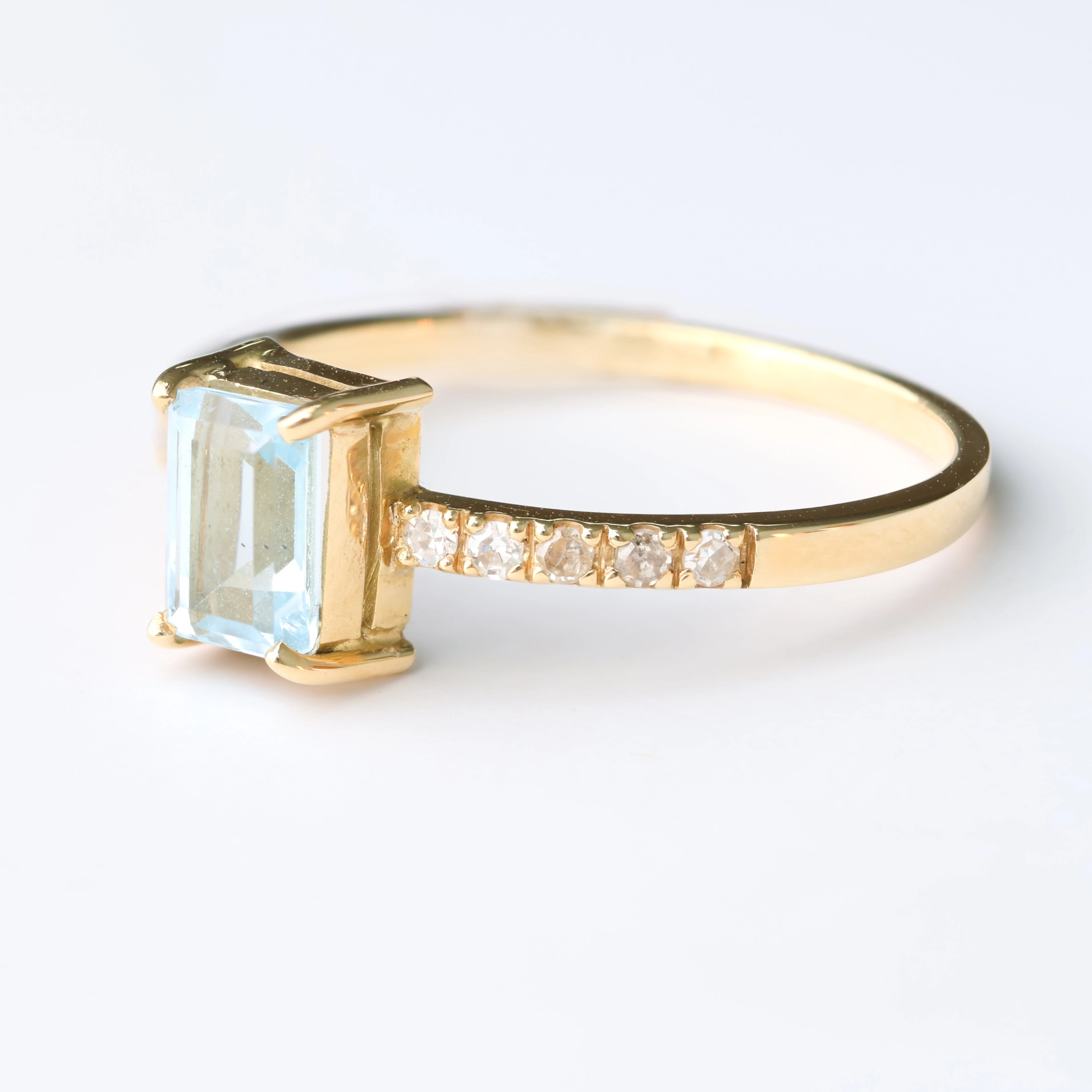 Anel de Noivado | Ouro 18k | Tumbergia