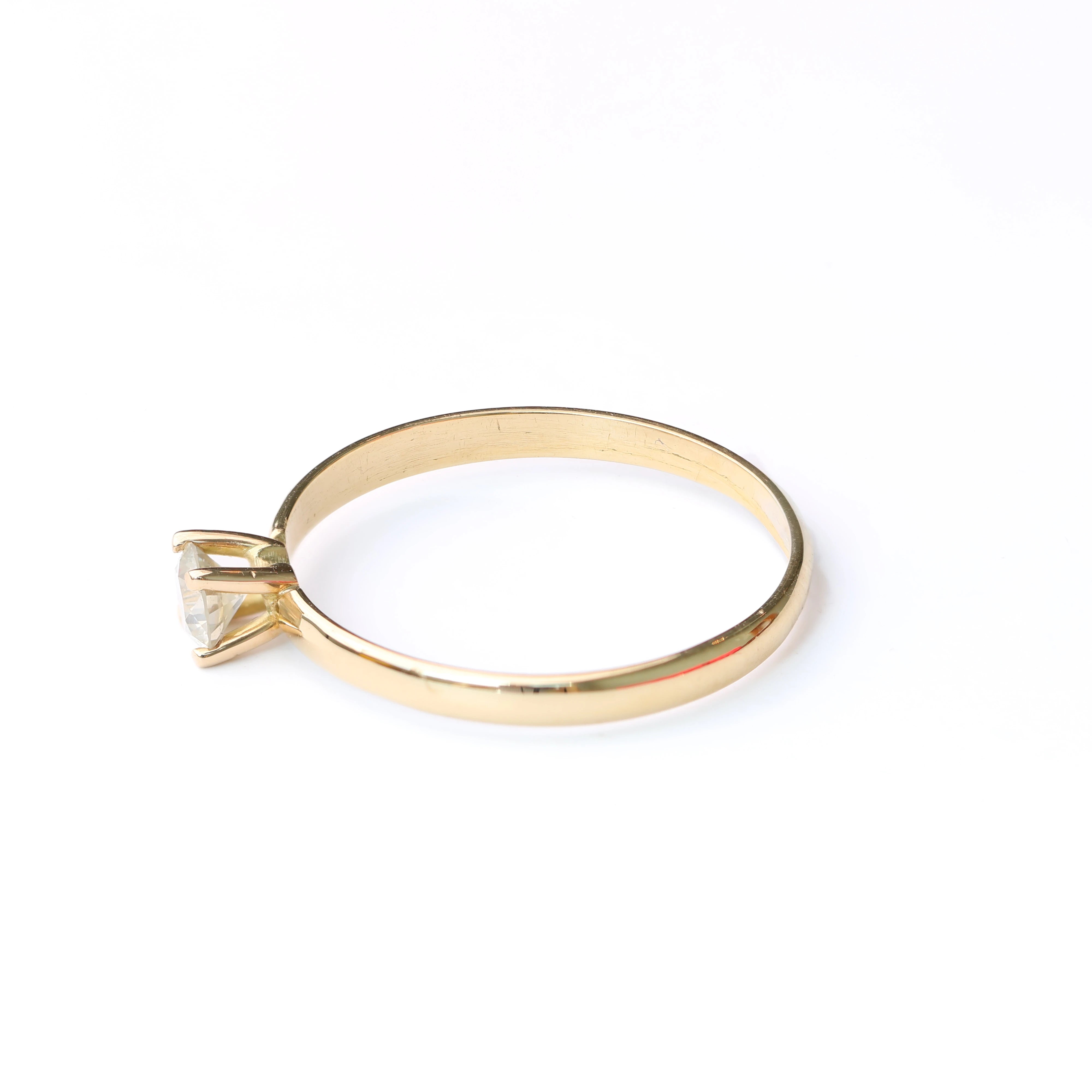 Anel de Noivado | Ouro 18k | Sirius
