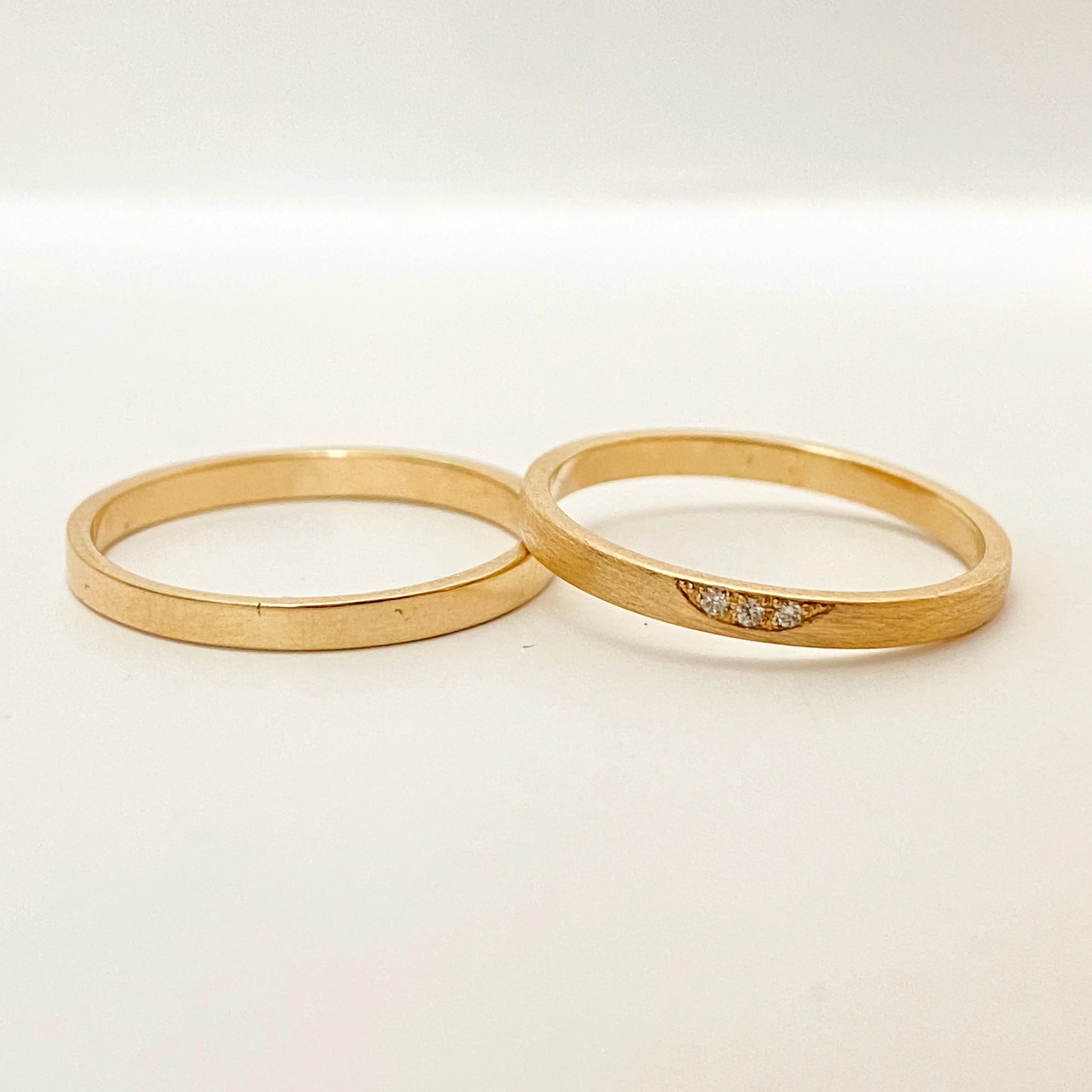 Aliança de Casamento | Acácia | 2 e 3mm | Ouro 18k