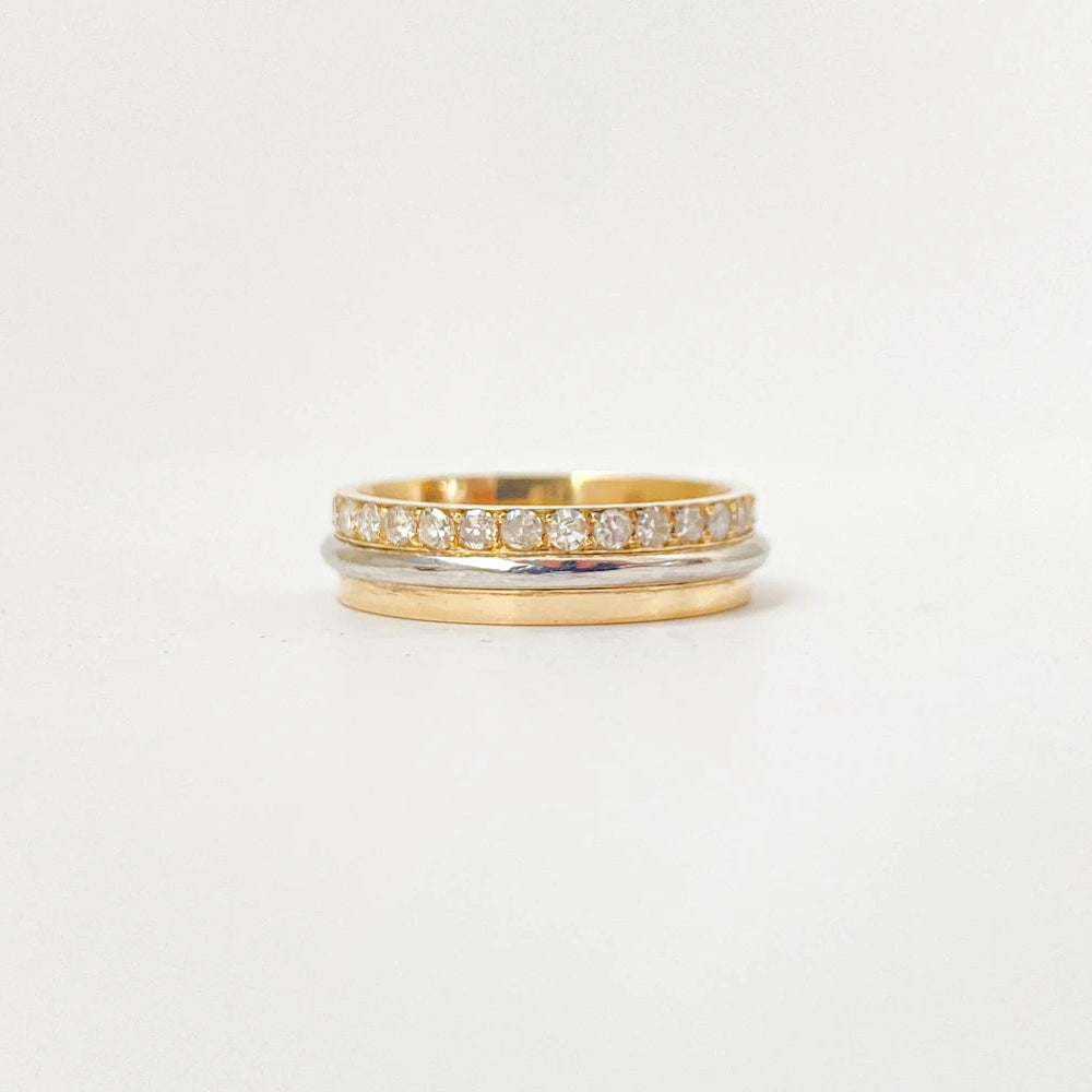 Aliança de Casamento | Calêndula c/ Pedras | 5mm | Ouro 18k