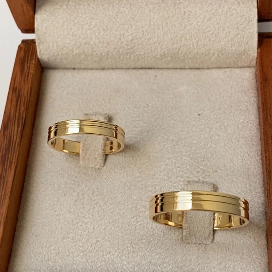 Aliança de Casamento | Clívia | 5mm | Ouro 18k
