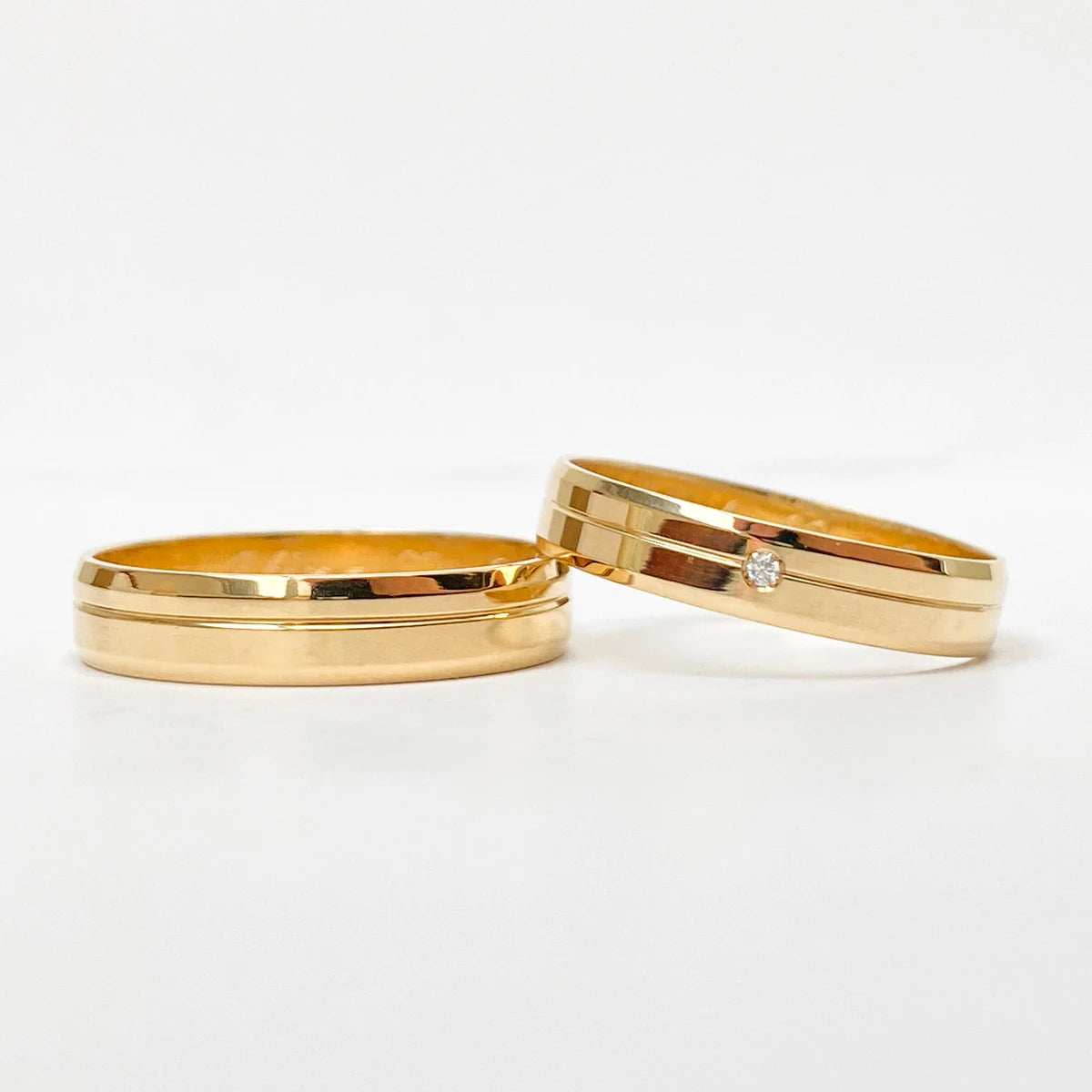 Aliança de Casamento | Lótus l | 5mm | Ouro 18k