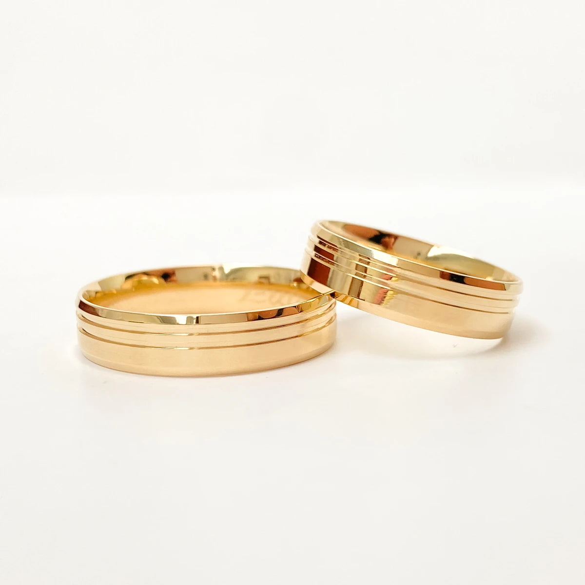 Aliança de Casamento | Lótus ll | 5mm | Ouro 18k