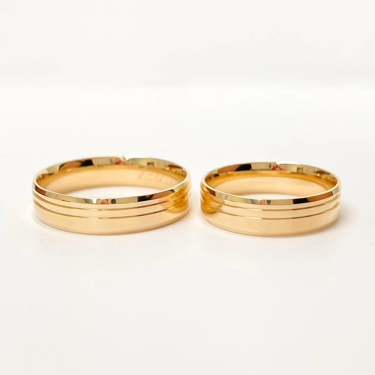 Aliança de Casamento | Lótus ll | 5mm | Ouro 18k
