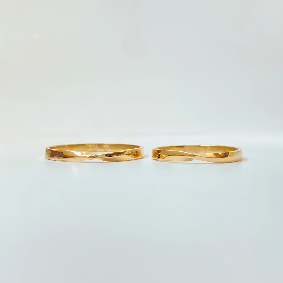 Aliança de Casamento | Torcida | 2mm | Ouro 18k