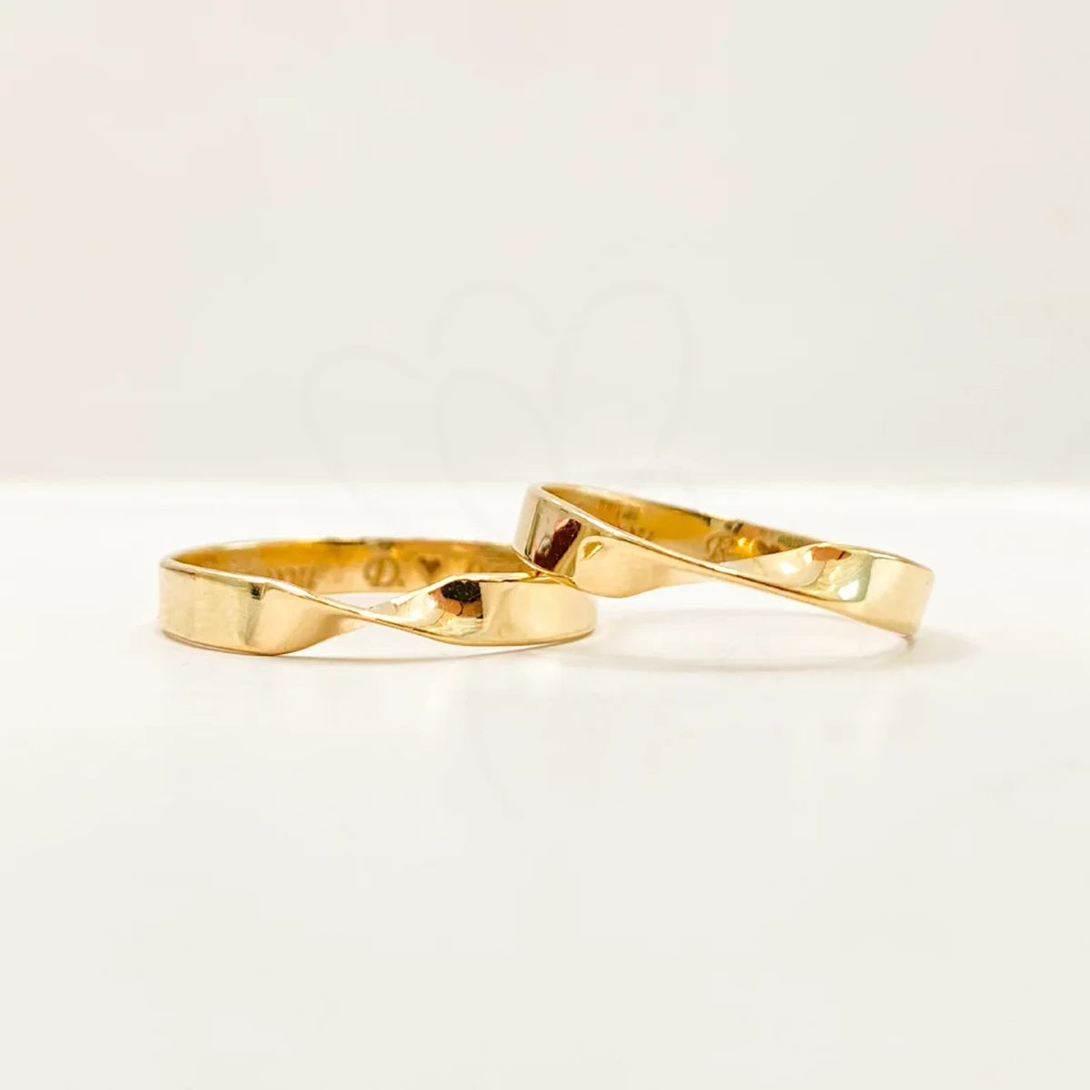 Aliança de Casamento | Torcida | 3mm | Ouro 18k