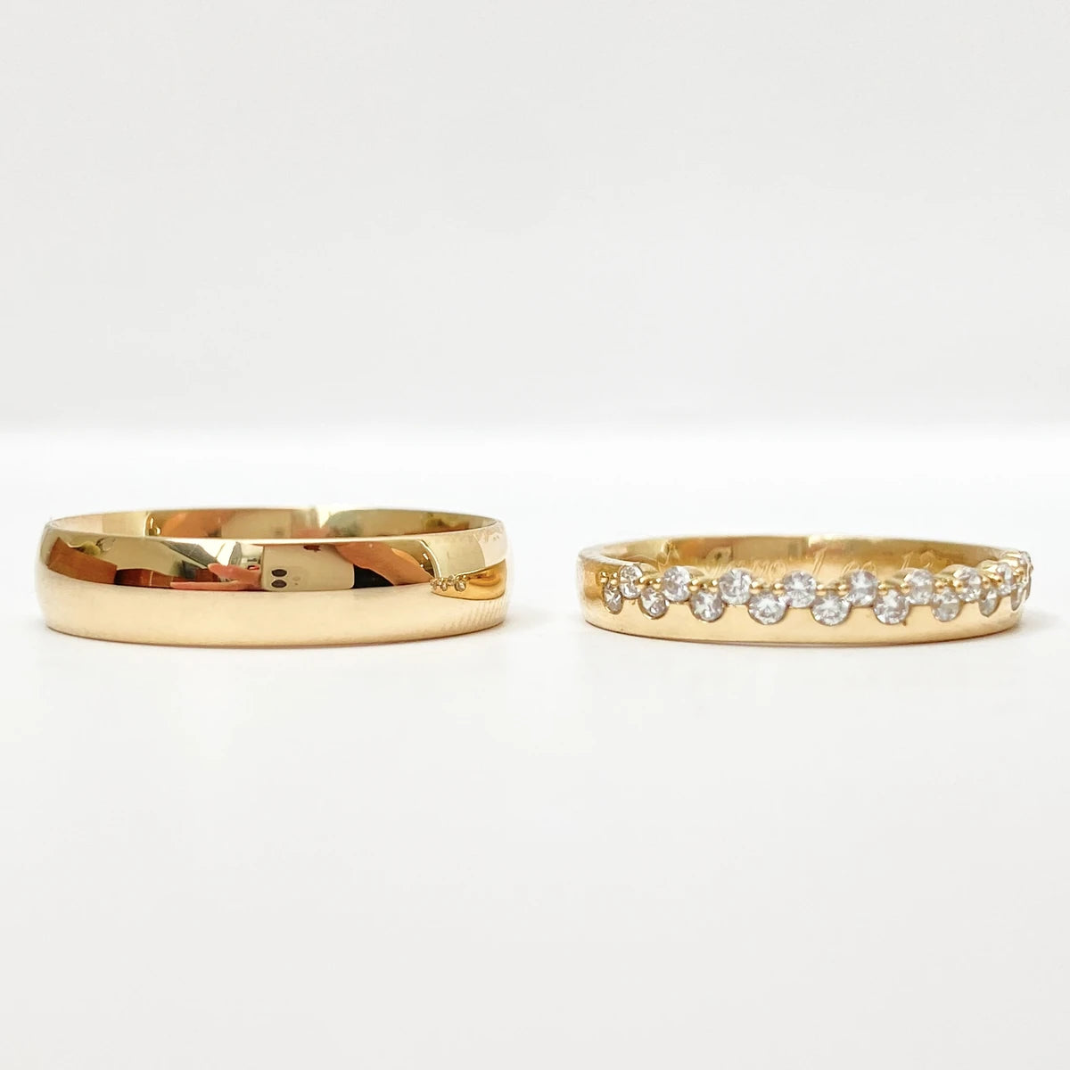 Aliança de Casamento | Yangi | 2,5 e 4mm | Ouro 18k