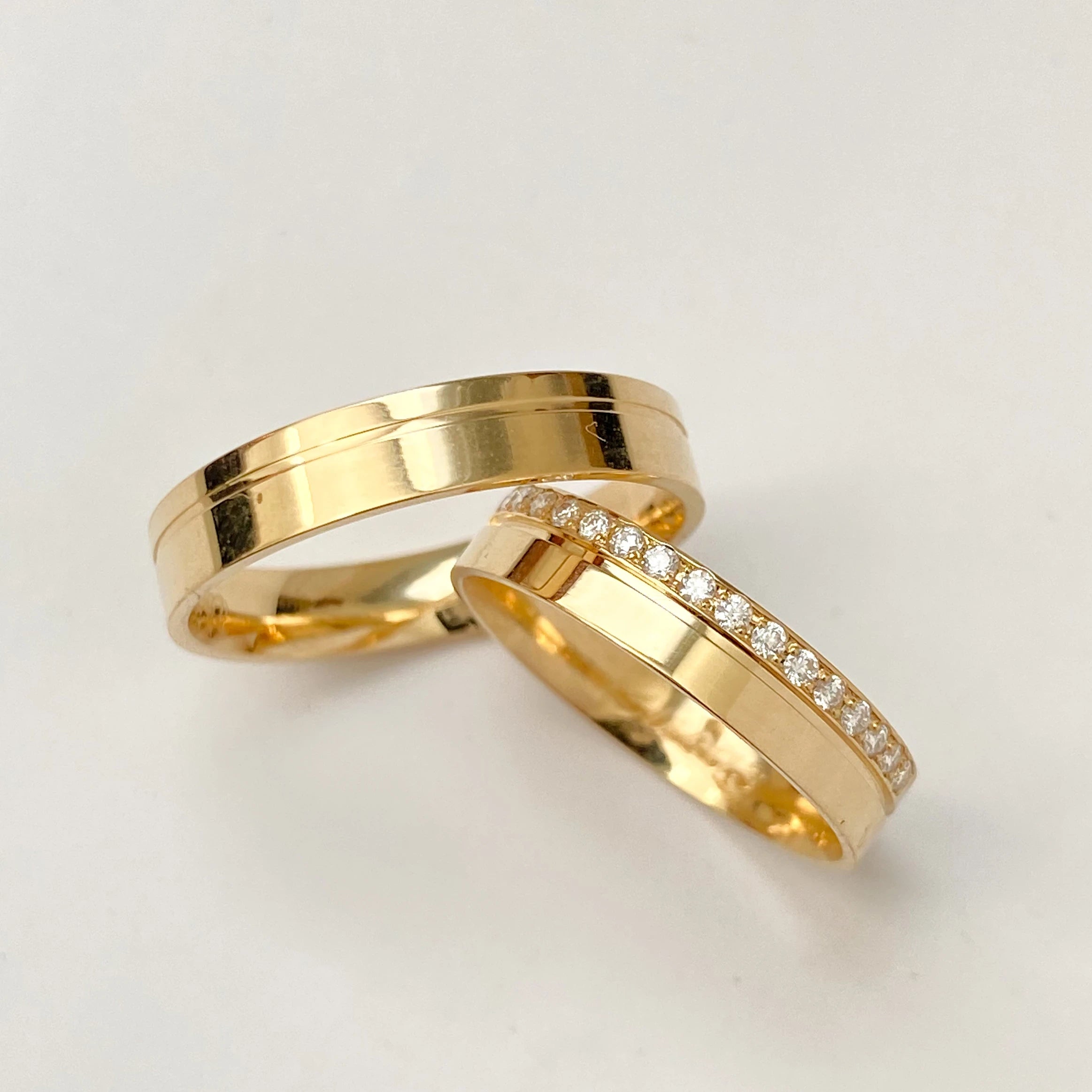 Aliança de Casamento | Maitê ll | 4mm | Ouro 18k