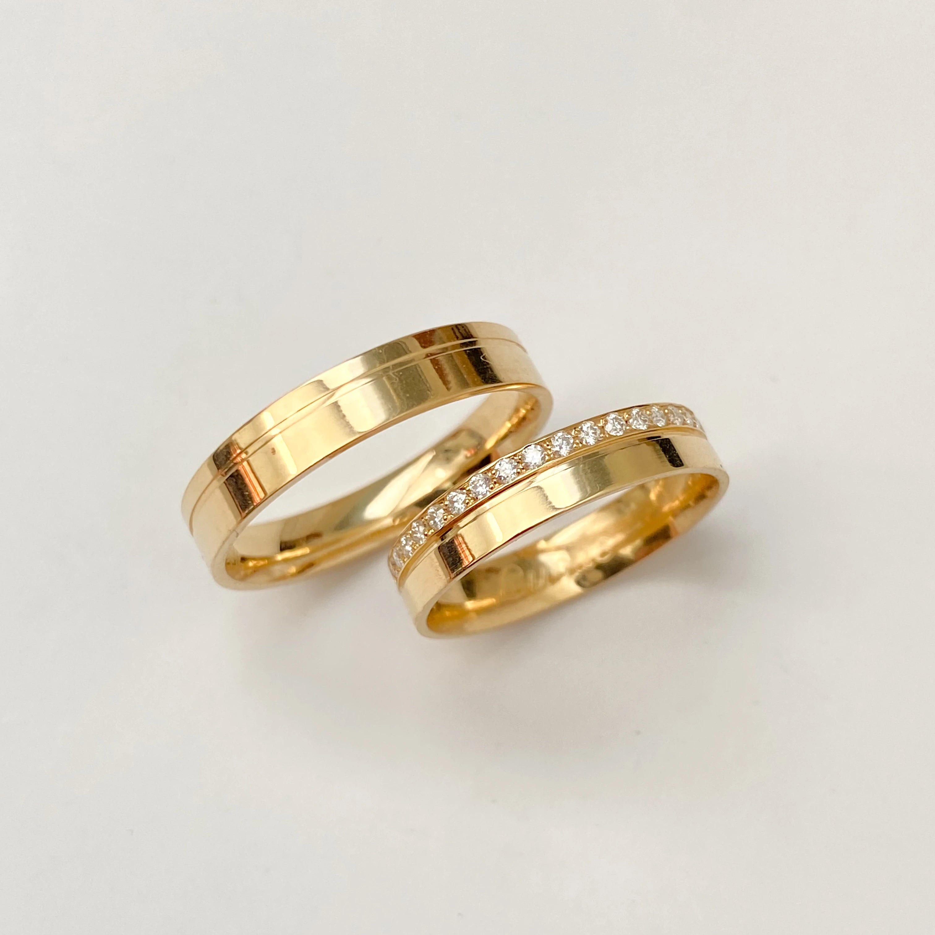 Aliança de Casamento | Maitê ll | 4mm | Ouro 18k