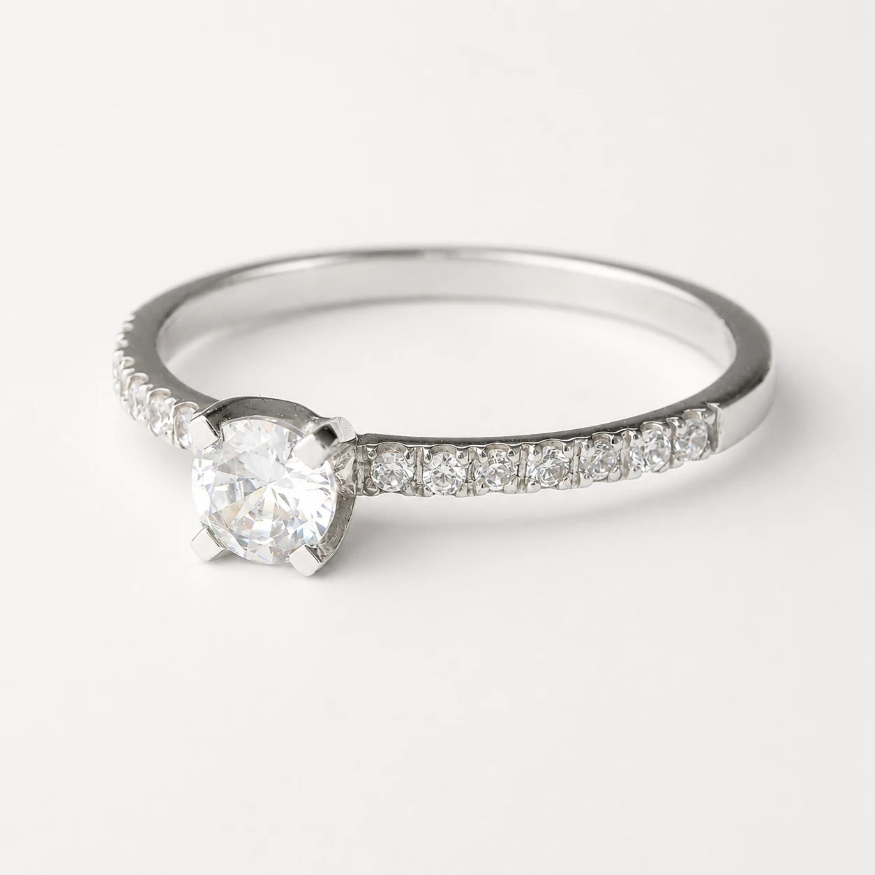 Anel de Noivado | Ouro Branco 18k | Lirio II