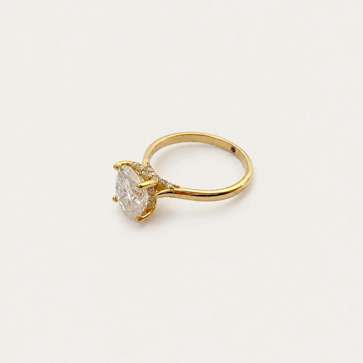 Anel de Noivado | Ouro 18k | Agatha